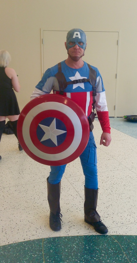 A cosplayer dressed up as Captain America.
